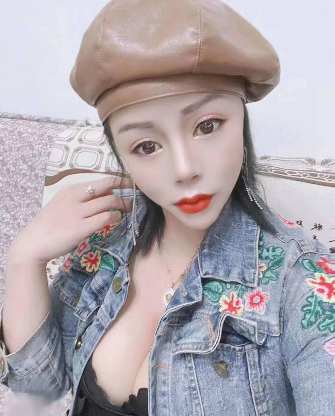 官渡区超级大胸的妹子